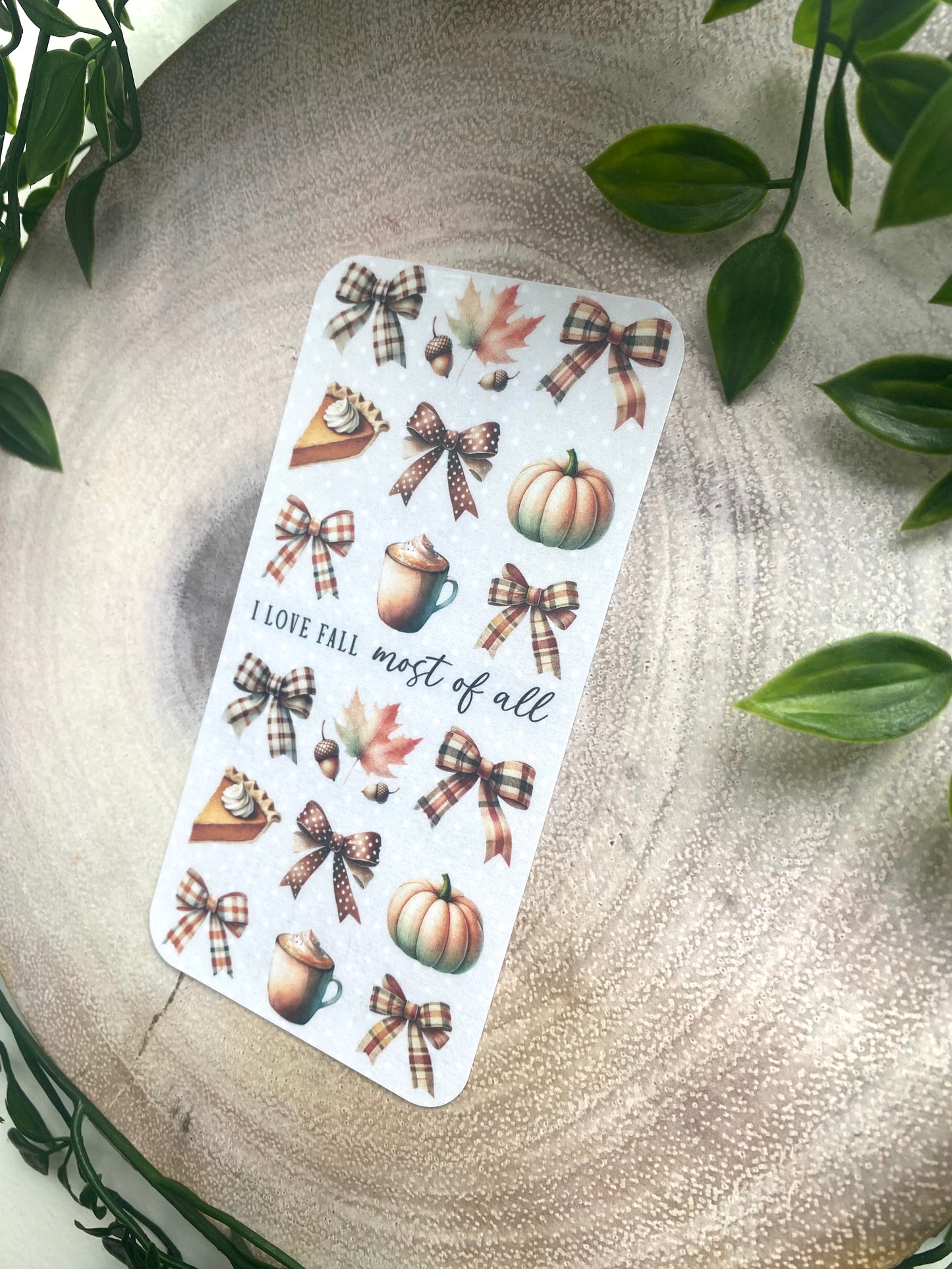 Autumn Girly Vibes